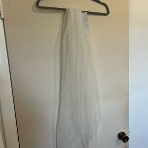 Elegant White Tulle Skirt